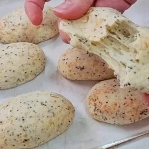 SUBSTITUA O PÃO! Só 4 INGREDIENTES, SEM TRIGO, Rápido, Fácil e Barato! É Irresistível!