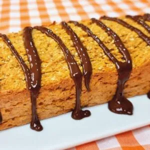 Delicioso, Molhadinho e Saudável! Bolo de Cenoura Sem Açúcar, Trigo e Leite - Fácil e Pouca Caloria