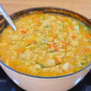 DESINCHA, EMAGRECE e MATA A FOME - Sopa Gostosa, Barata e Poucos Carboidratos (Low Carb)