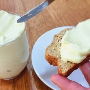 MAIONESE CASEIRA SEM LEITE E SEM OVO - Receita Vegana Fácil e Saudável (Zero Carboidratos)