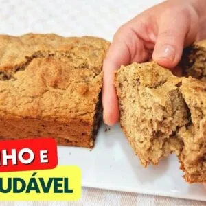 Bolo de Banana SEM TRIGO, AÇÚCAR, LEITE, OVO e MANTEIGA - Fácil, Rápido, Fofinho e Saudável