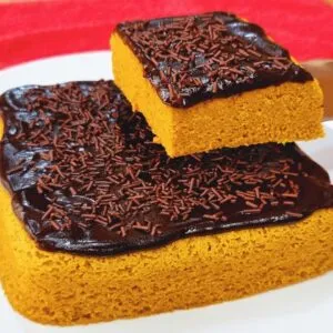 BOLO de 5 MIN Fofinho! SEM FARINHA, AÇÚCAR, LEITE e Baixo em Carboidratos - Fácil e Low Carb