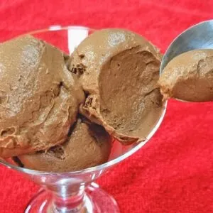 Só 3 INGREDIENTES - Sorvete CREMOSO SEM AÇÚCAR, Sem Leite, Fácil e Delicioso! (Rápido e Saudável)