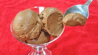 Só 3 INGREDIENTES - Sorvete CREMOSO SEM AÇÚCAR, Sem Leite, Fácil e Delicioso! (Rápido e Saudável)