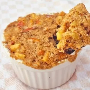 Bolo de Maçã de 3 MINUTOS! SEM FARINHA, AÇÚCAR e LEITE, MENOS CARBOIDRATOS, Fácil, Rápido e Saudável