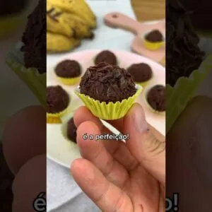 BRIGADEIRO S/ AÇÚCAR PRA COMER À VONTADE! Vegano, brigadeiro de banana delicioso!