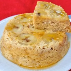 Bolo de 3 MIN e 3 INGREDIENTES! Delícia SEM FARINHA, AÇÚCAR, LEITE e MANTEIGA - Vai amar!