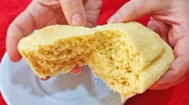 Só 2 MIN, 4 INGREDIENTES e RICO EM PROTEÍNAS! Pãozinho FOFINHO, SEM TRIGO, Fácil, Rápido e Saudável