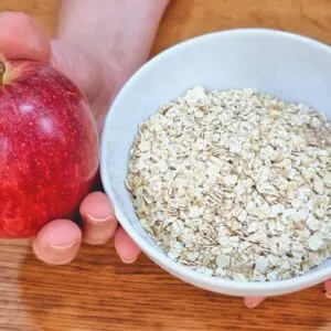 Só 2 MIN e 3 INGREDIENTES! Delícia SEM FARINHA, AÇÚCAR e LEITE! Biscoito Fácil e Saudável