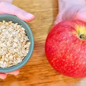 Só 3 INGREDIENTES! SEM FARINHA, AÇÚCAR, LEITE E MANTEIGA - Famosa Torta de Maçã - Fácil e Saudável