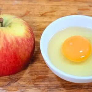 Só 4 MIN! Misture MAÇÃ e OVO e vai AMAR - Delícia SEM AÇÚCAR, TRIGO E LEITE - Fácil e Saudável