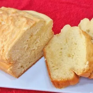 PÃO SEM GLÚTEN FOFINHO E DELICIOSO! Fácil e Barato - É só misturar e assar!