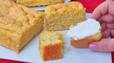 PÃO FOFINHO de 3 INGREDIENTES, POUCAS CALORIAS e + PROTEÍNAS! Fácil, Sem Leite e Sem Trigo