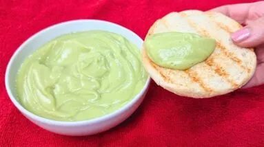 A Melhor MAIONESE DE ABACATE - Fácil, Super Saudável, Deliciosa e Low Carb (Baixa em Carboidratos)