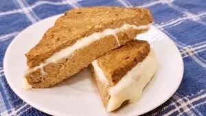 Só 3 MIN - PÃO DE CHIA PERFEITO! Delicioso e SAUDÁVEL! Low Carb, Rico em Fibras e Proteínas, Fofinho