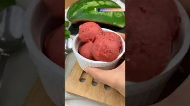 Sorvete caseiro de melancia! 👀 FIZ NO LIQUIDIFCADOR!
