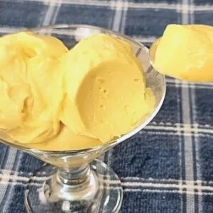 Só 3 INGREDIENTES! Sorvete Cremoso SEM AÇÚCAR E GORDURA - Rápido, Fácil e Saudável