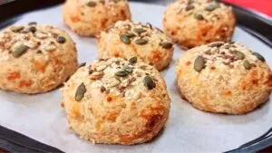 Pão FOFINHO, SAUDÁVEL, SEM TRIGO e DELICIOSO! Fácil e Rápido (Poucos Ingredientes)