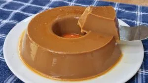 SEM AÇÚCAR e QUASE NADA DE CALORIAS! Pudim de 4 INGREDIENTES Fácil, Rápido e Delicioso