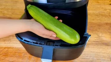 Essa ABOBRINHA NA AIR FRYER é GOSTOSA DEMAIS! Fácil, Leve, Low Carb, Sem Farinha e Saudável