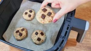 Já Fez BOLACHA na AIR FRYER? Ricas em Cálcio! Sem Acúcar, Trigo ou Ovo! Deliciosas e Fáceis