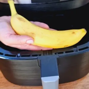 Coloque 1 BANANA na AIR FRYER! Essa Receita Viralizou na Internet - Fácil, Rápida e Saudável