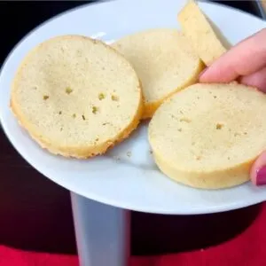 Pãozinho Sem Glúten na AIR FRYER - Fácil, Rápido e BARATO - TODOS AMAM!