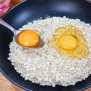 Misture os OVOS com AVEIA! Esta receita é tão deliciosa que FAÇO SEMPRE!