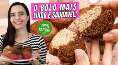 NINGUÉM ACREDITA que esse bolo lindo é 100% saudável! 🍫☁️ Sem açúcar, sem glúten, vegano!