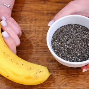 SUBSTITUA O PÃO, Misture BANANA e CHIA! Delícia Sem Trigo, Leite e Ovo, + Fibras e Anti-inflamatória