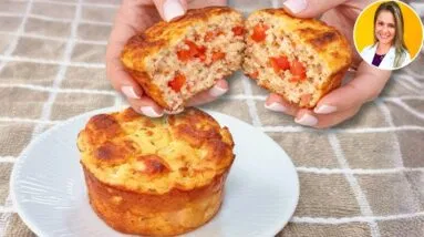 SUBSTITUA O PÃO! Só 3 MIN e quase ZERO CARBOIDRATOS - Fofinho, Sem Trigo, Fácil, Barato e Saudável