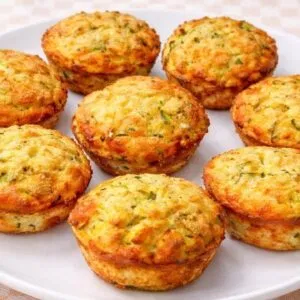 Bolinho Salgado MARAVILHOSO! Poucas Calorias e Carboidratos, Fácil e Delicioso (Sem Trigo, Low Carb)