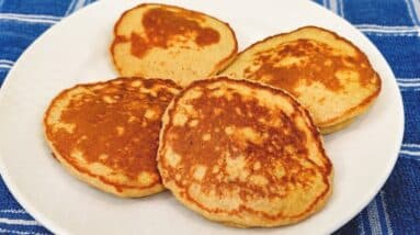 PÃOZINHO de BANANA de FRIGIDEIRA - 4 INGREDIENTES, Super Fácil, Saudável e Fofinho!