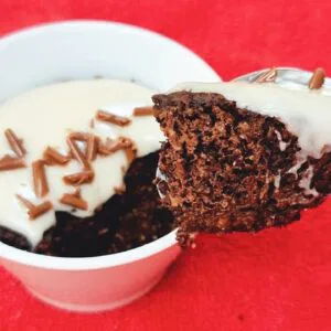 BOLO de 2 MIN Delicioso e Baixo em Carboidratos - Sem Farinha, Açúcar, Leite - Fácil e Rápido