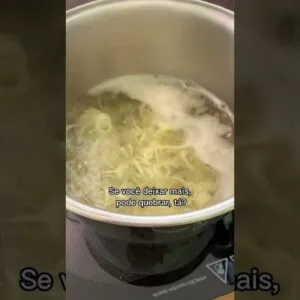 FÁCIL, DESCOBRI COMO FAZER MACARRÃO DE BATATA DOCE EM CASA! Mais saudável!