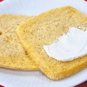 SUBSTITUA O PÃO! Só 2 MIN e quase ZERO CARBOIDRATOS - Sem Trigo e Leite, Fácil e Rápido (Low Carb)