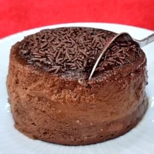 Só 4 INGREDIENTES, 3 MIN e Baixo em Carboidratos! SEM AÇÚCAR, FARINHA e LEITE - Fácil e Low Carb