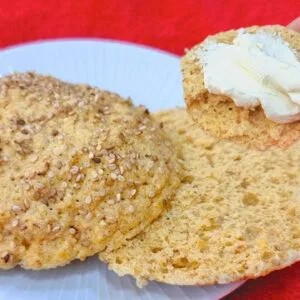 SUBSTITUA O PÃO em 5 MIN - SEM FARINHA e POUCOS CARBOIDRATOS - Fácil, Rápido e Saudável (Low Carb)