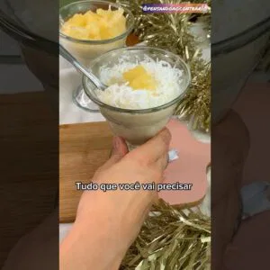 Abacaxi e coco! Misture assim e nunca mais precise de açúcar! Tão delicioso que não paro de fazer!