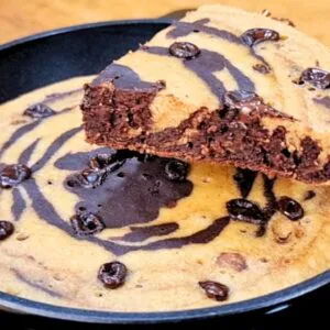 Bolo de Frigideira FÁCIL, DELICIOSO e SAUDÁVEL! Sem Trigo, Açúcar e Manteiga - Rápido!