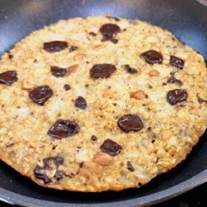 Bolo de Frigideira SEM FARINHA, AÇÚCAR, LEITE E MANTEIGA - Delicioso, Fácil, Rápido e Saudável