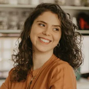 #20: Como cultivar amizade entre irmãos? | com Simone Quaresma