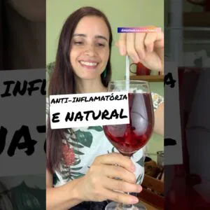 Descobri uma água vermelha com ação anti-inflamatória e natural. Tão fácil! 🌿🎉
