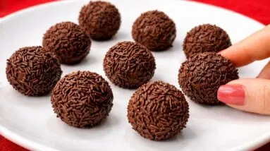 Só 5 MIN, ZERO GORDURA e SEM AÇÚCAR! Poucas Calorias e Muita Proteína - Brigadeiro Fácil, Sem Fogo!